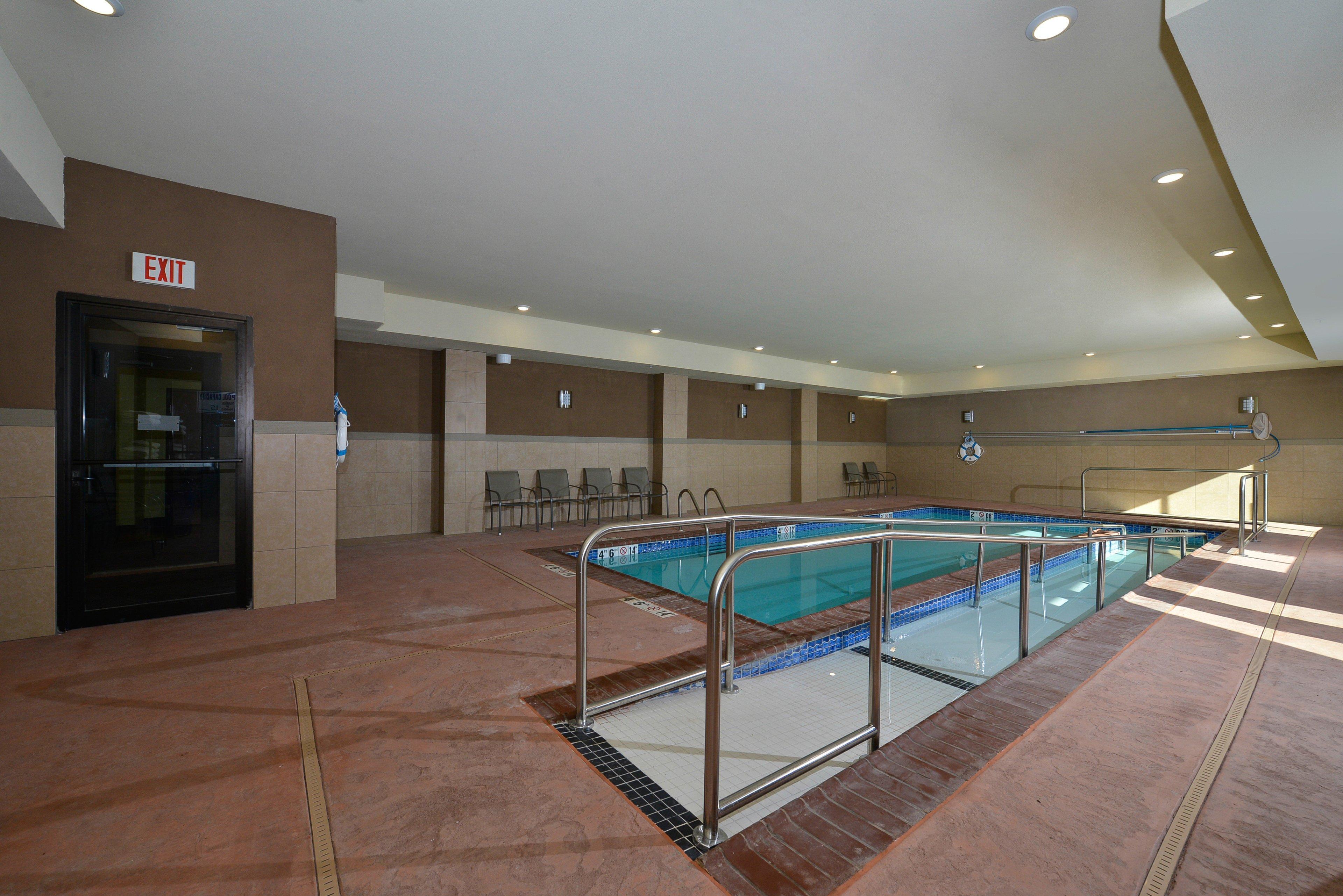 Holiday Inn Express Alva By Ihg Ngoại thất bức ảnh