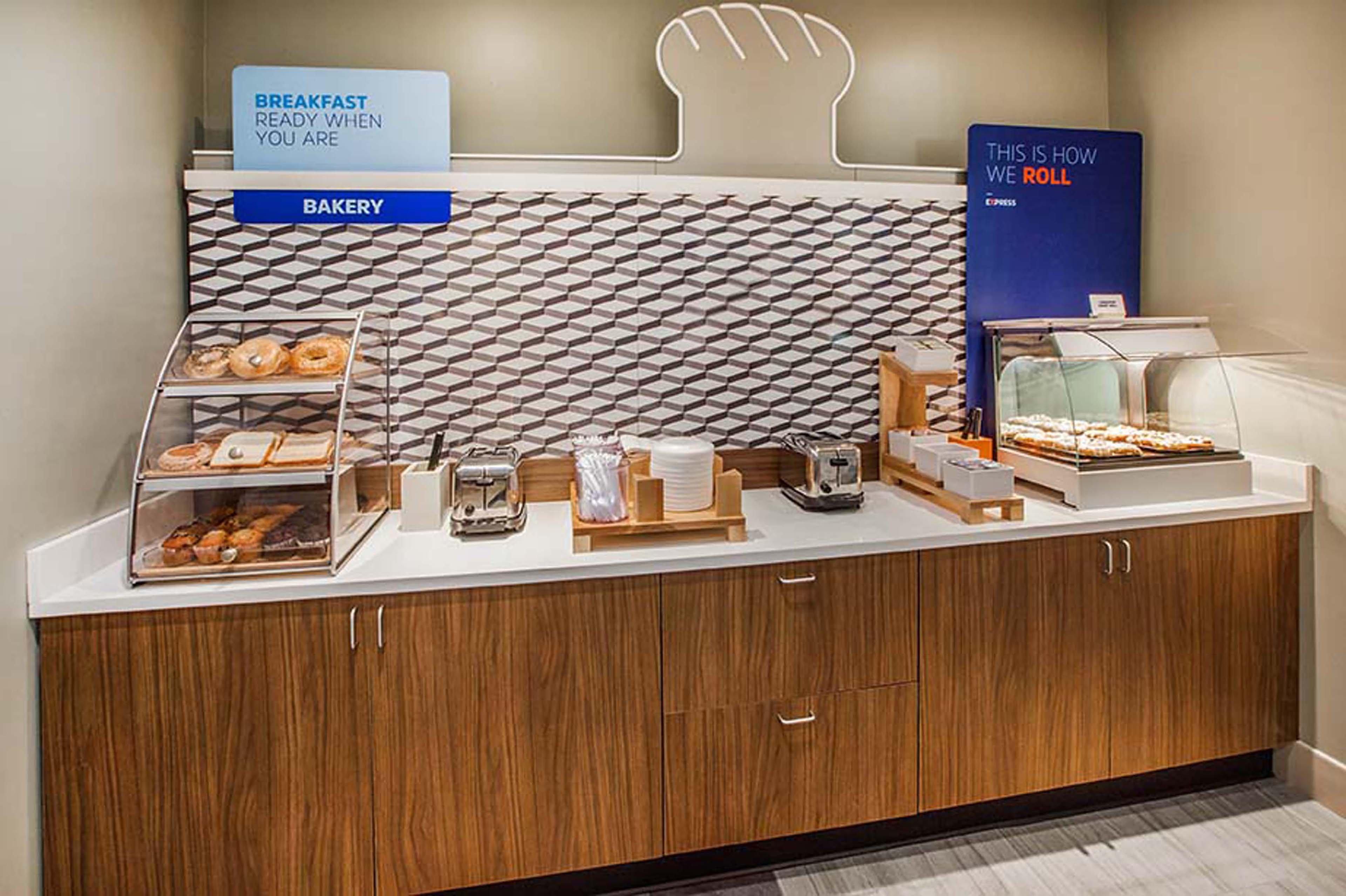 Holiday Inn Express Alva By Ihg Ngoại thất bức ảnh