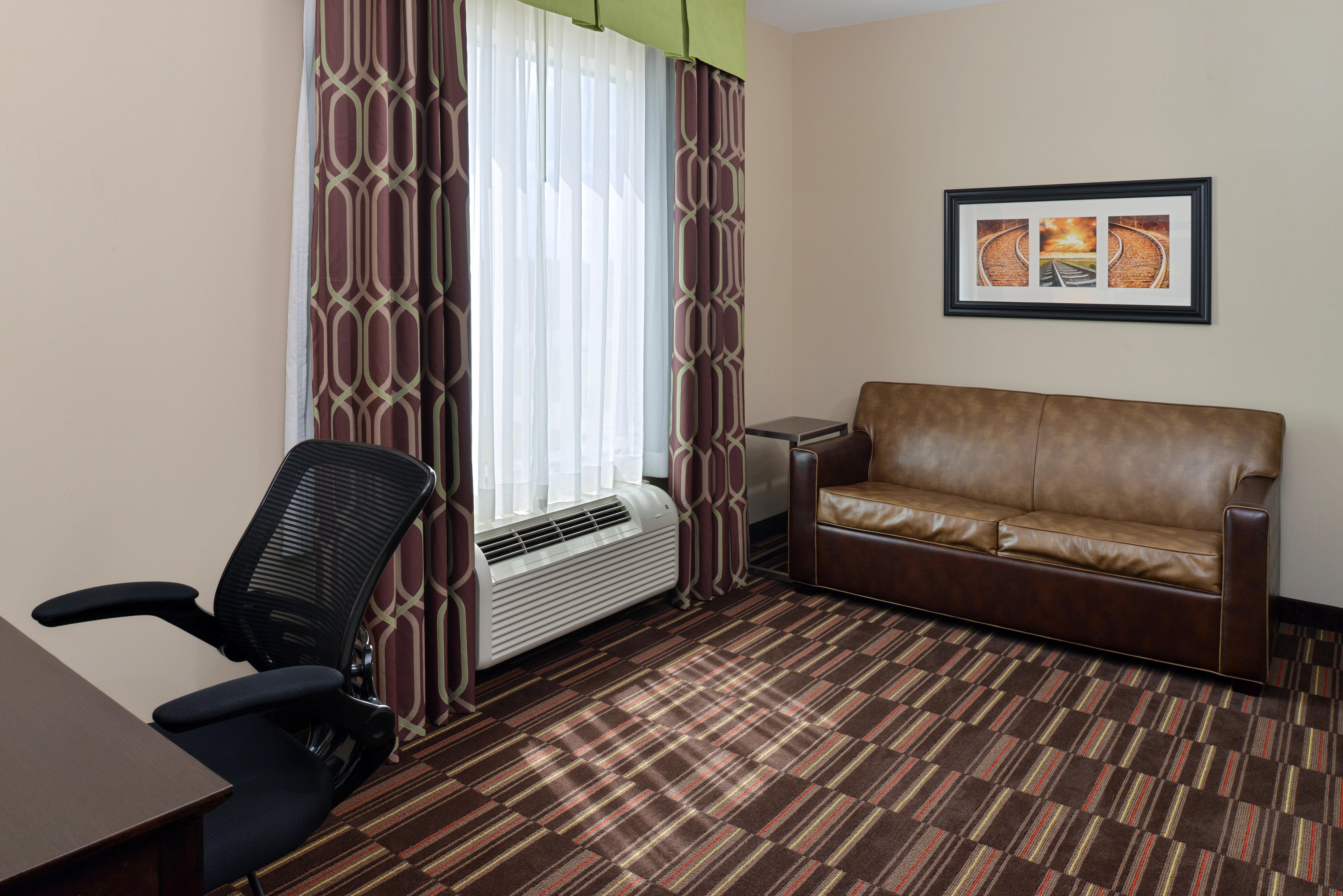 Holiday Inn Express Alva By Ihg Ngoại thất bức ảnh