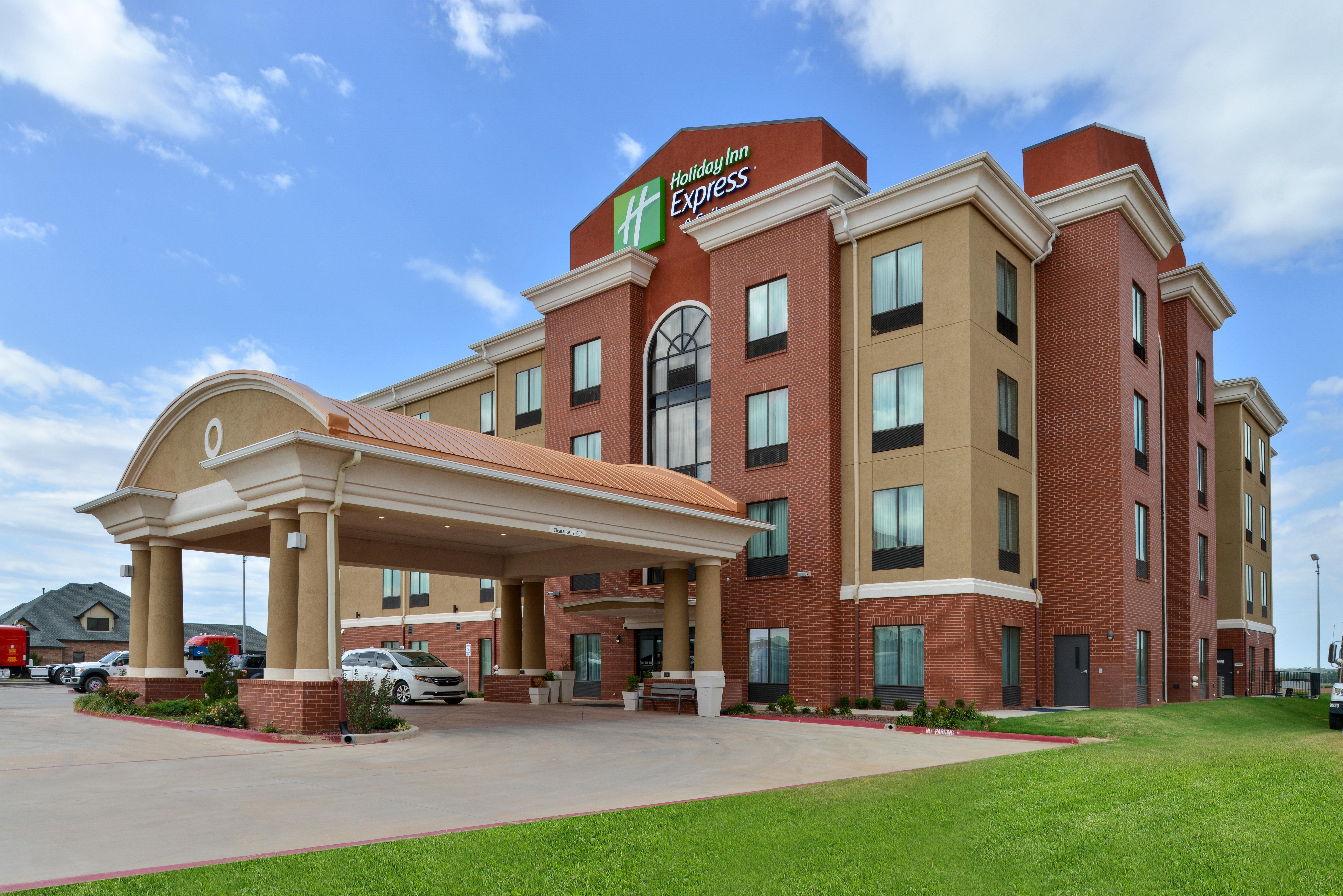 Holiday Inn Express Alva By Ihg Ngoại thất bức ảnh