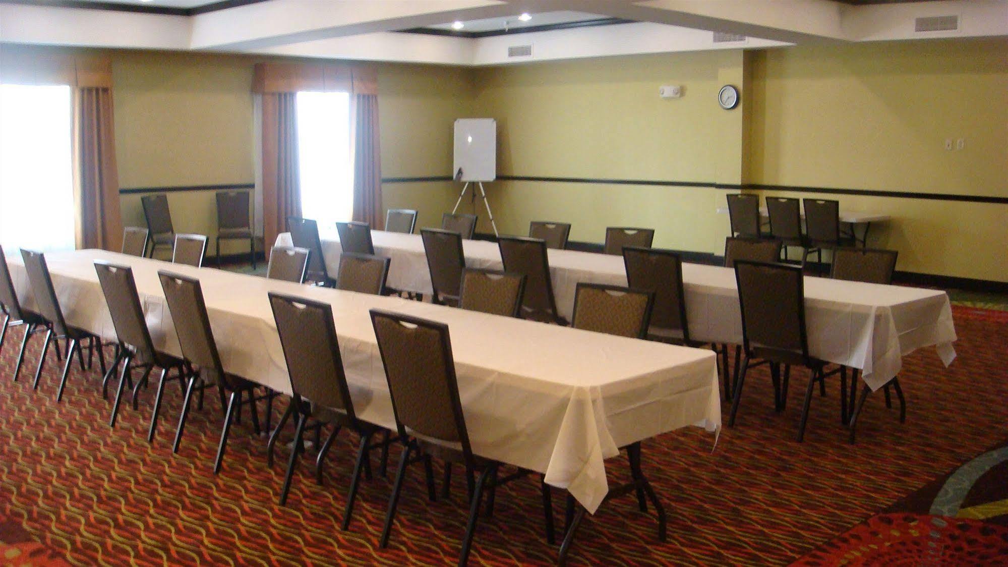 Holiday Inn Express Alva By Ihg Ngoại thất bức ảnh